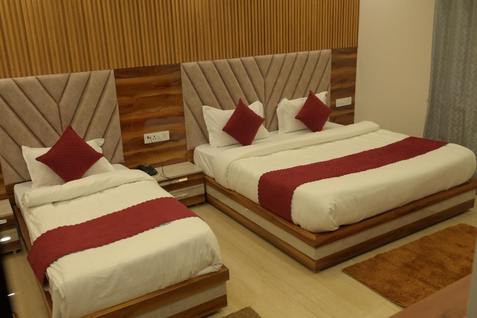 Hotel Udit Inn Rudraprayag Exterior photo
